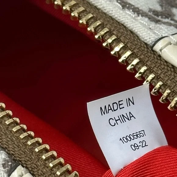 Tory Burch Mini Reva The Rabbit Bag - Picture 5 of 13